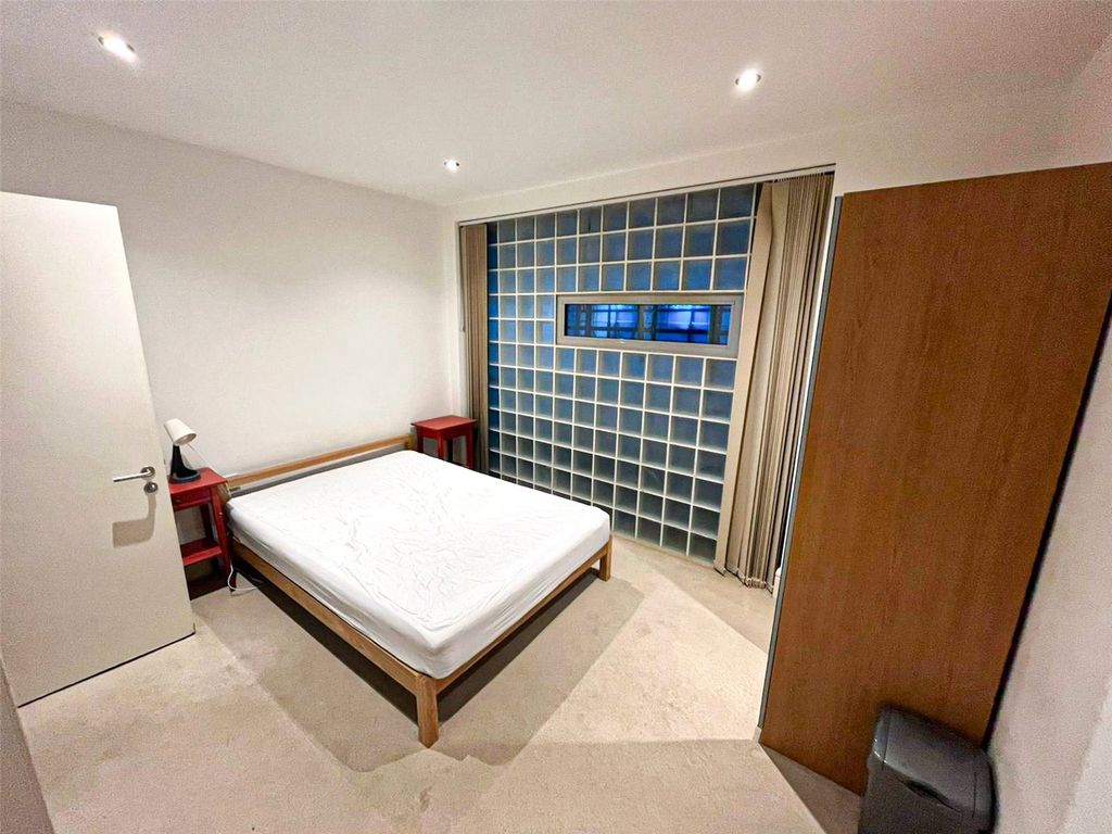 Property photo 3 of 11 Picture No. 13