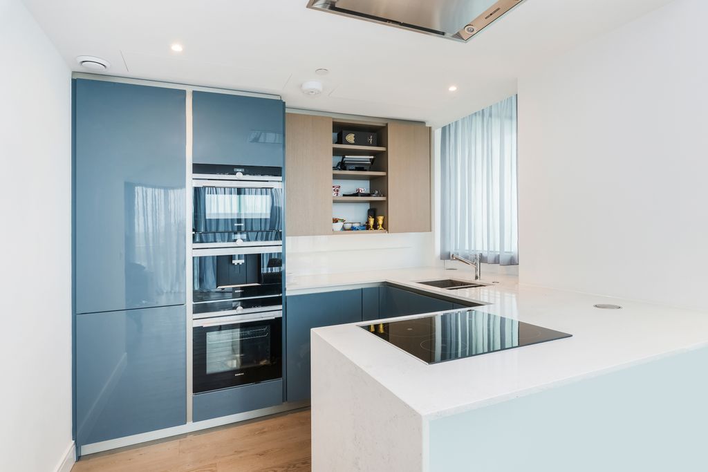 Property photo 3 of 11