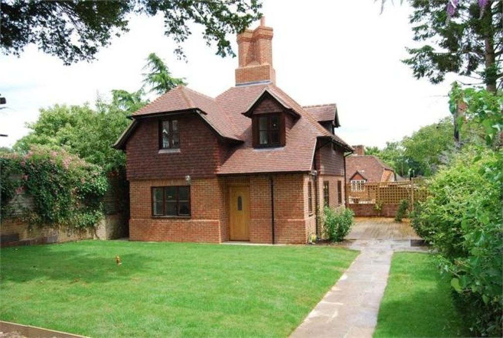 Property photo 1 of 9