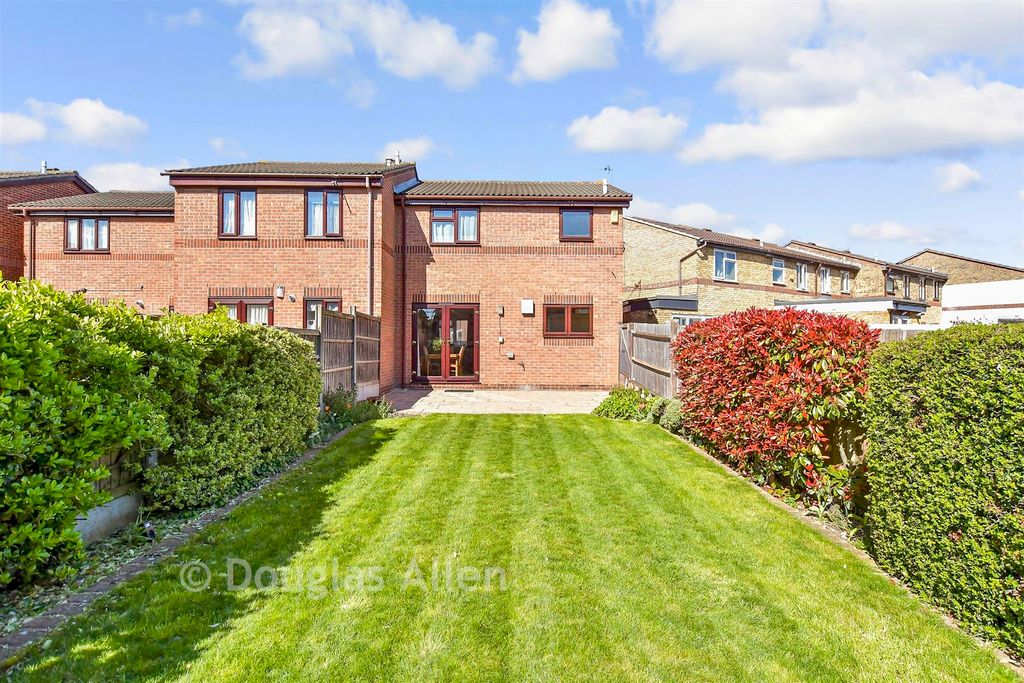 Property photo 1 of 15 Rear Garden