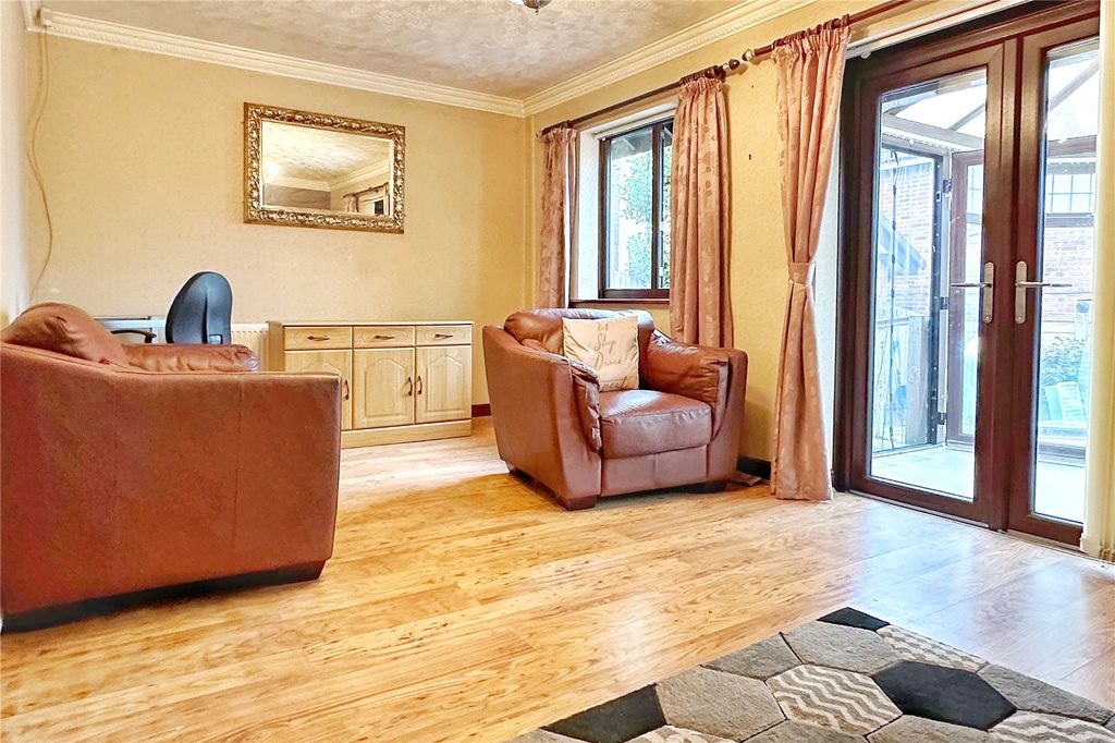 Property photo 3 of 15 Living Room