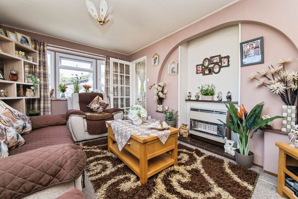 Property photo 2 of 16