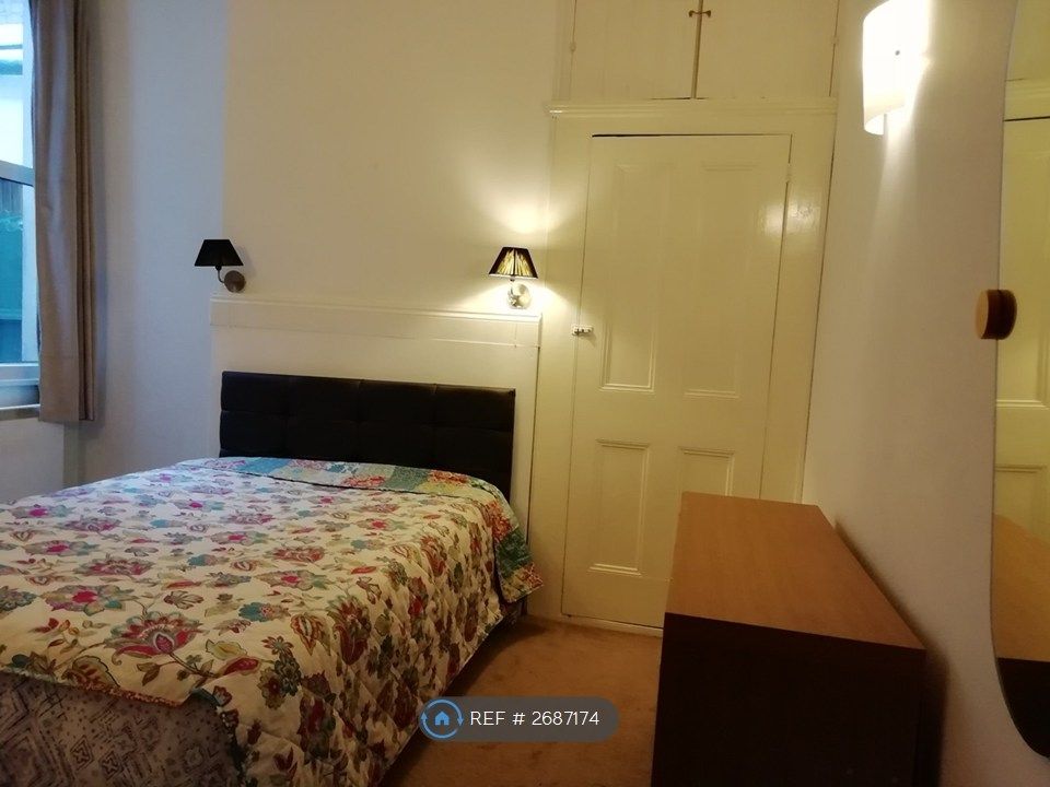 Property photo 3 of 14 Bedroom 2