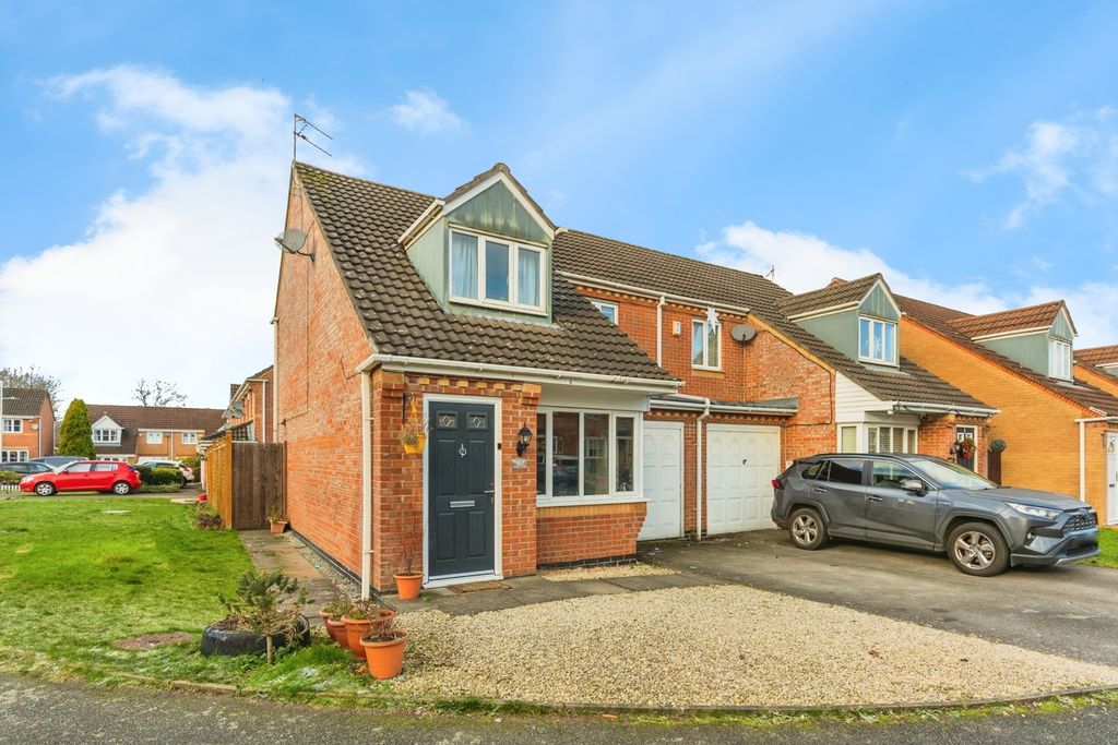 Property photo 1 of 19 Pbox-Img.Jpg