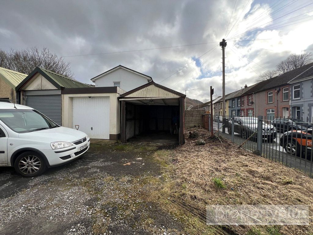 Property photo 3 of 4 Picture No. 03