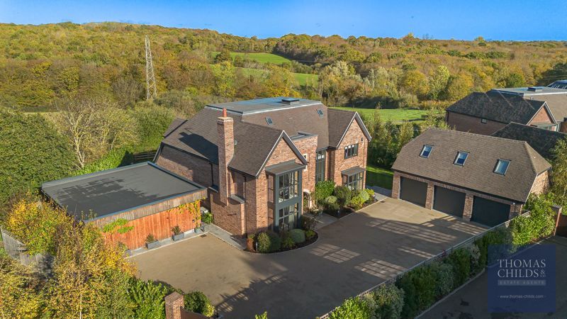 Property photo 2 of 71 Photo 85