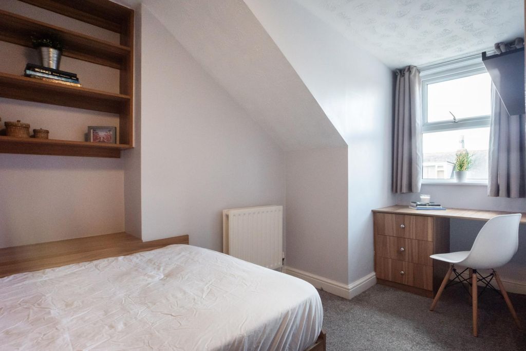 Property photo 2 of 8 Property Photo