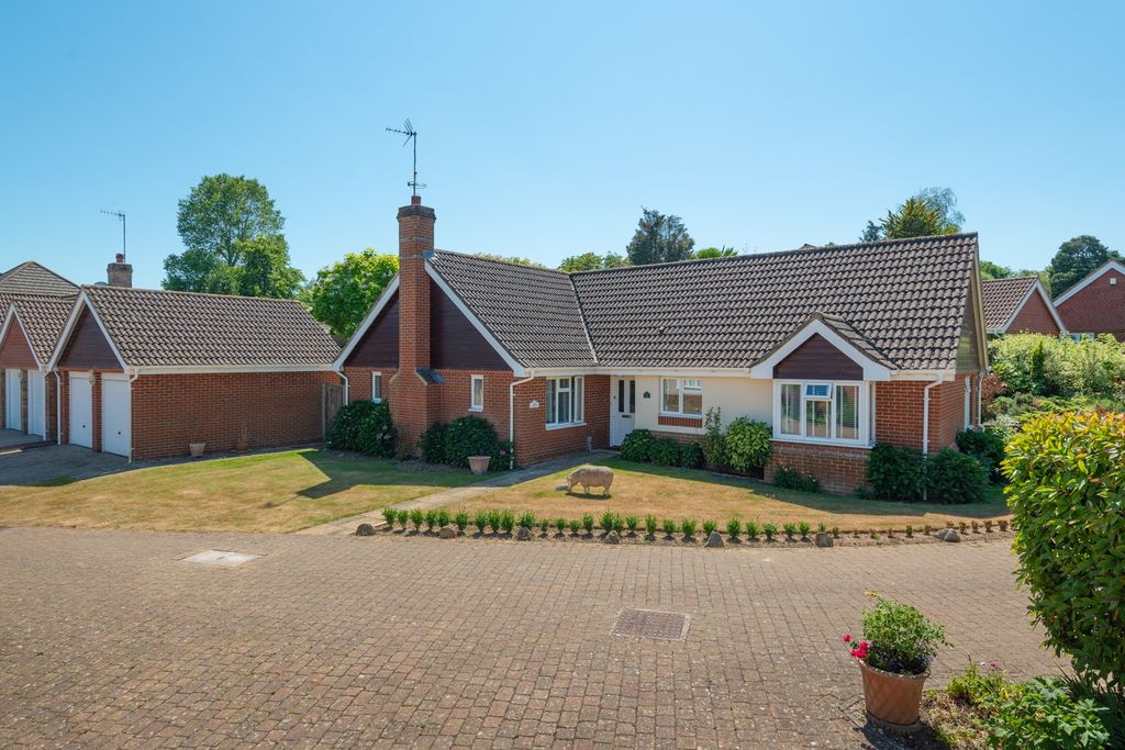 Property photo 1 of 18 3616673