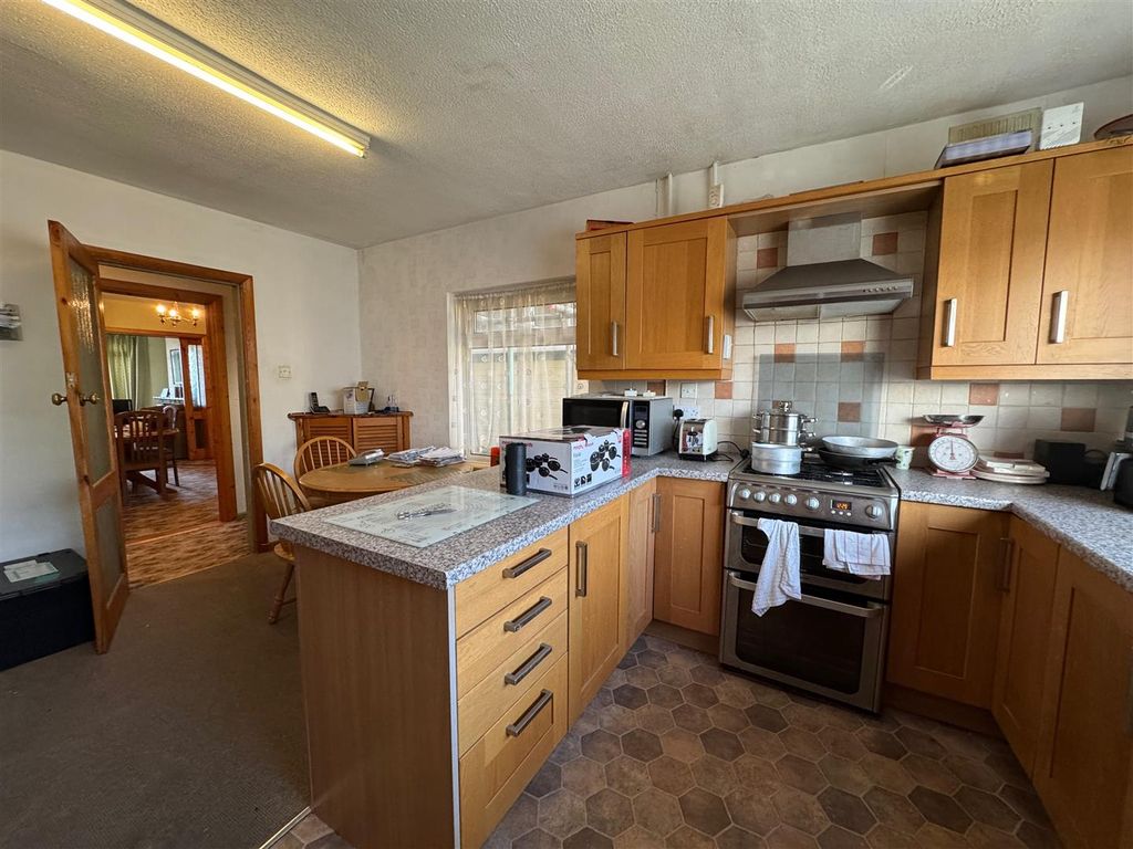 Property photo 3 of 10 Img_1007 2.Jpeg