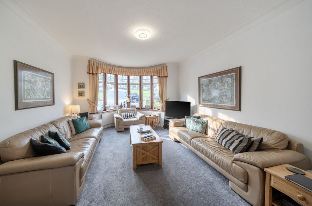 Property photo 2 of 23 1433524-20-69c187...