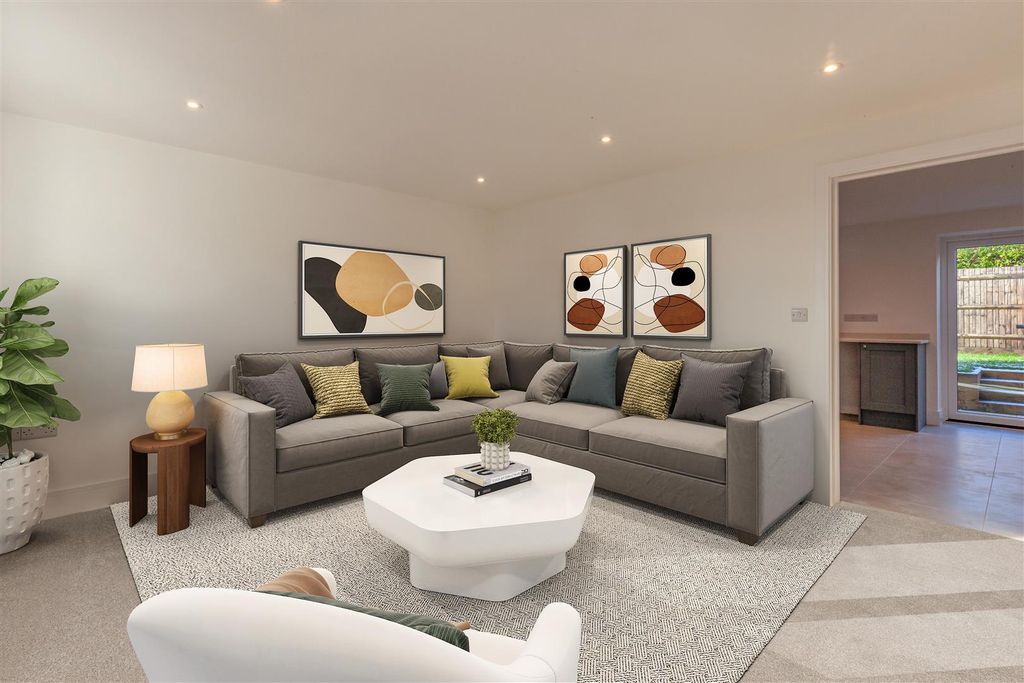 Property photo 2 of 12 269062.Jpg