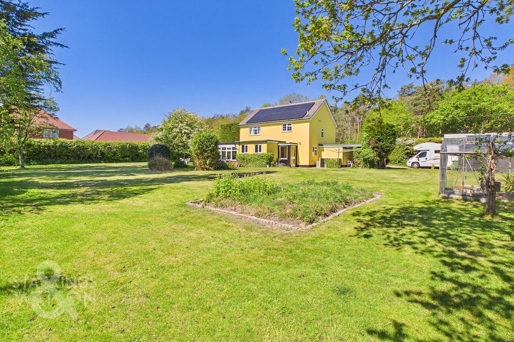 Property photo 1 of 40