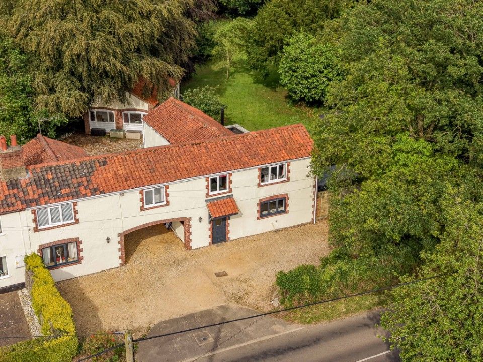 Property photo 1 of 40