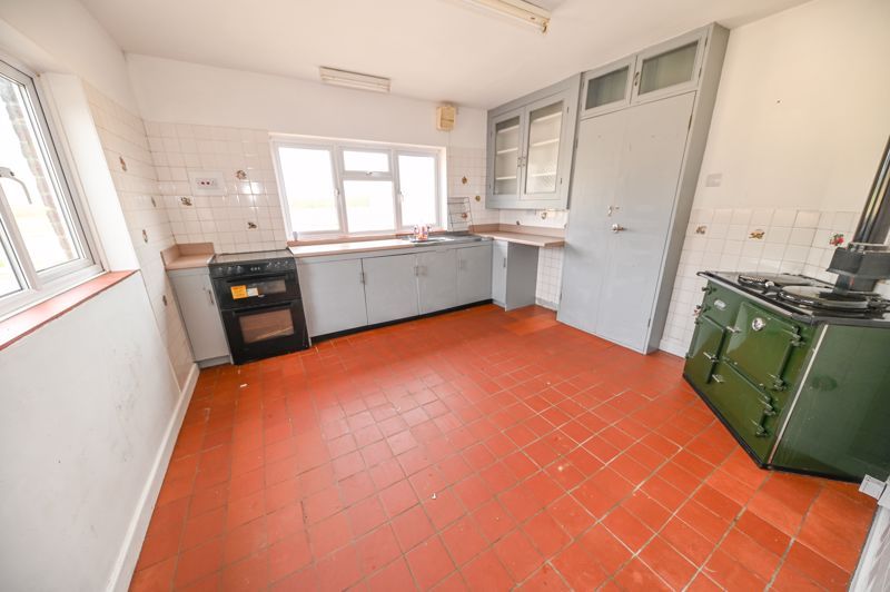 Property photo 3 of 21 Photo 10