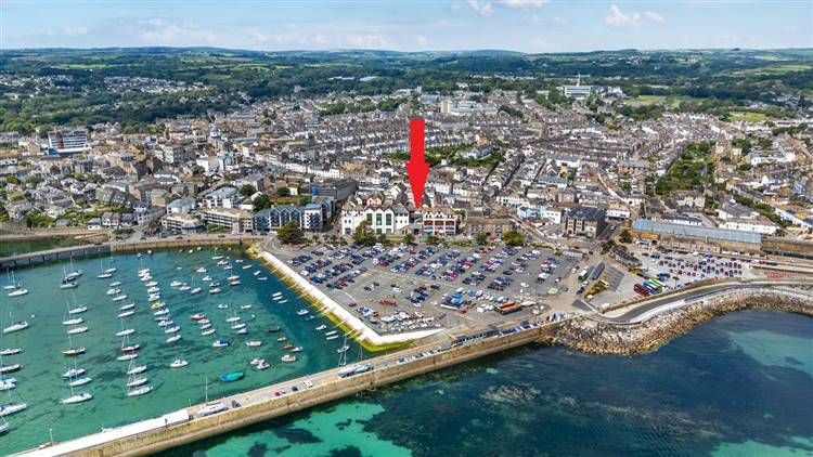 Property photo 2 of 20