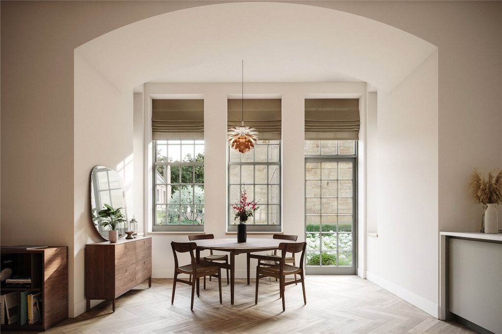 Property photo 3 of 5 Lounge