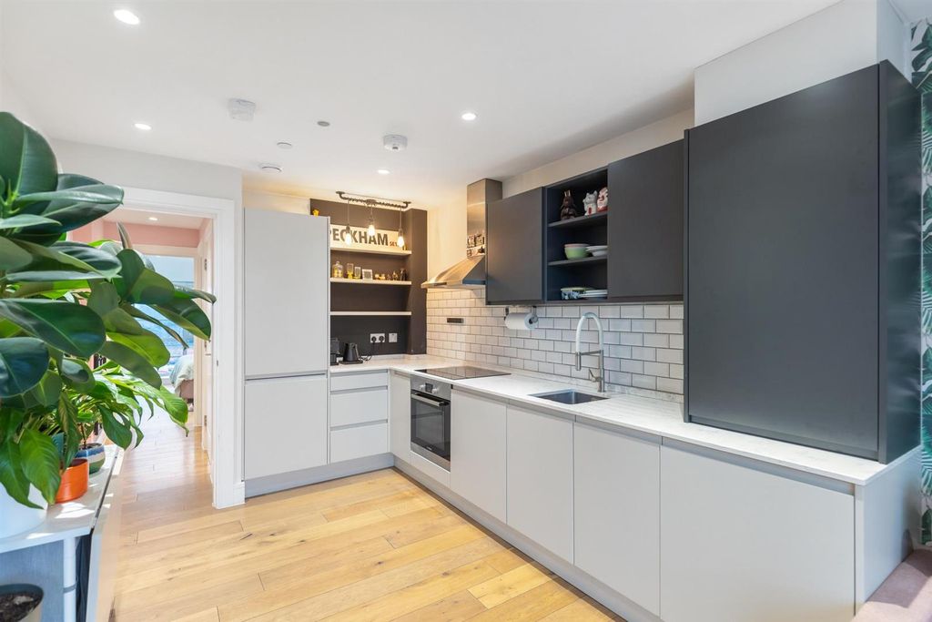 Property photo 3 of 12 Pbck4286-Hdr.Jpg