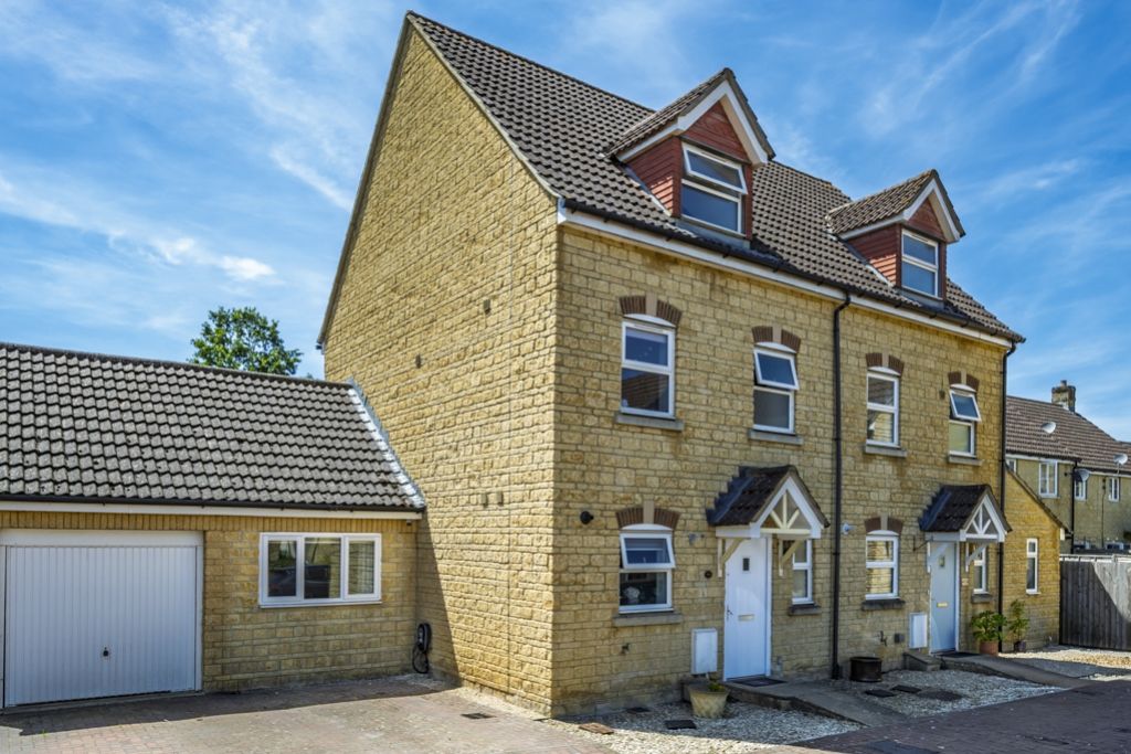 Property photo 1 of 17 Dsc_0550-Edit-Edit