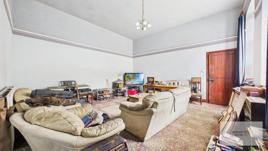 Property photo 3 of 16 Living Room