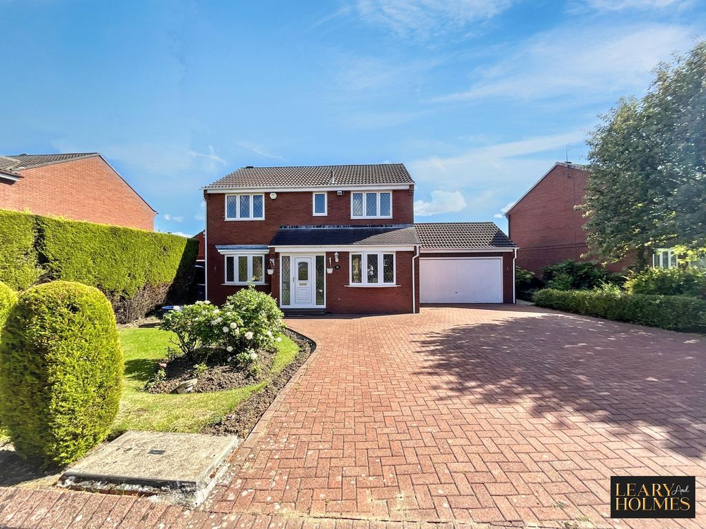 Property photo 1 of 37