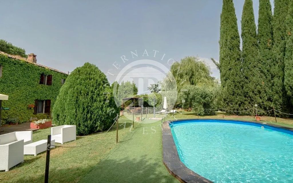 Property photo 2 of 24