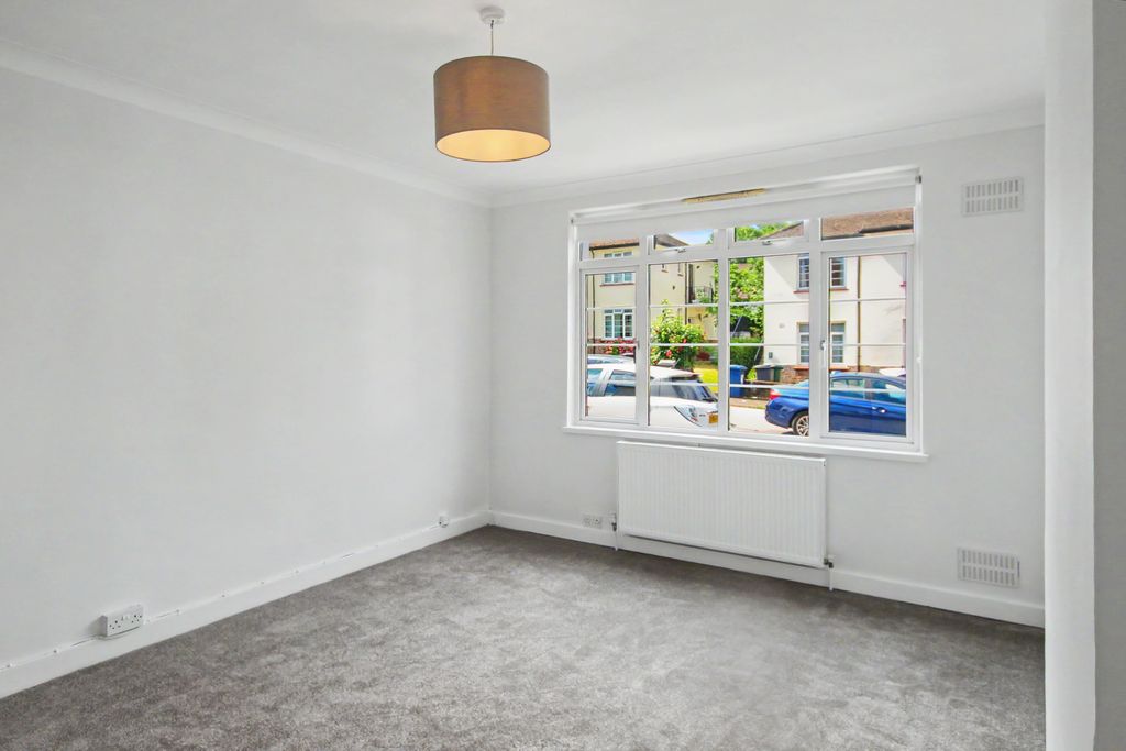 Property photo 3 of 14 3.Jpg