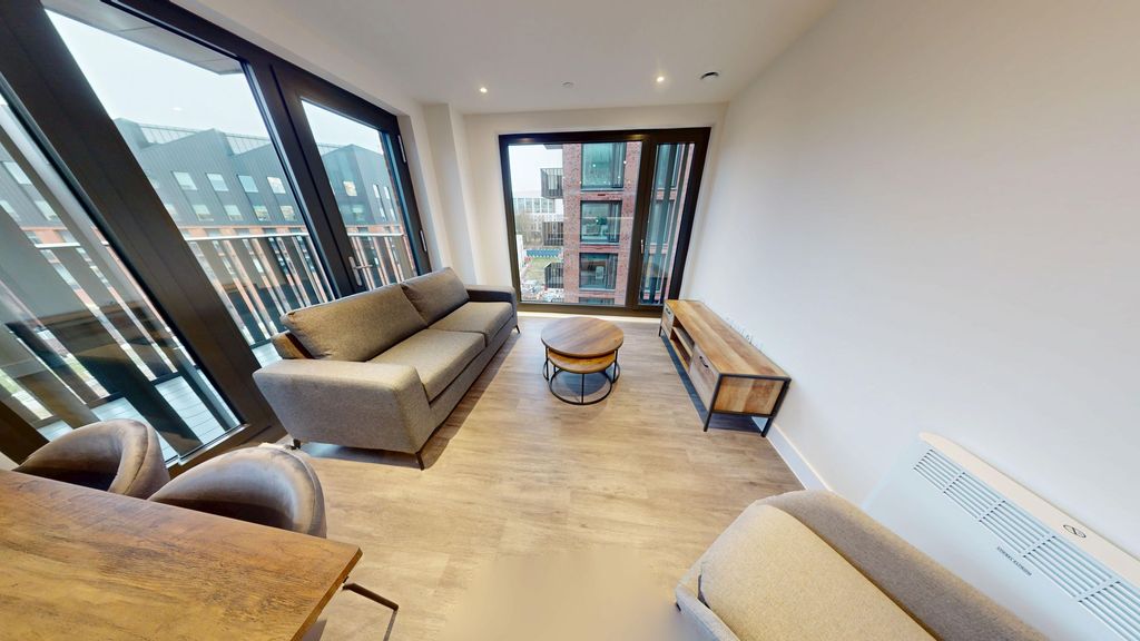 Property photo 1 of 24