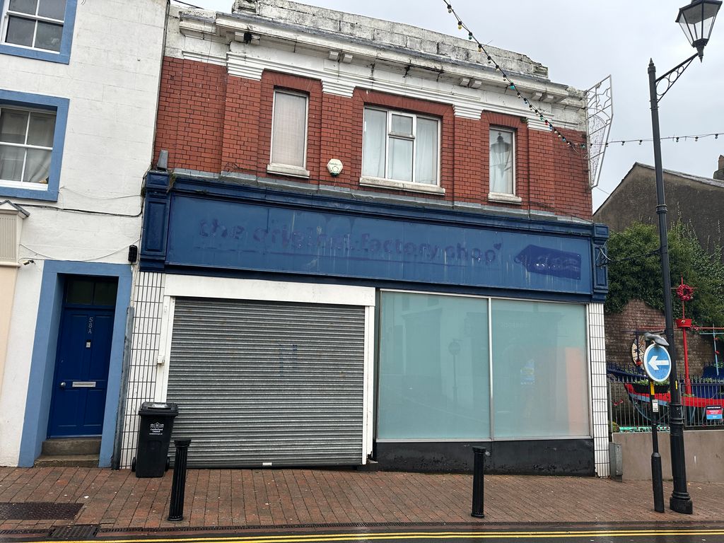 Property photo 1 of 2