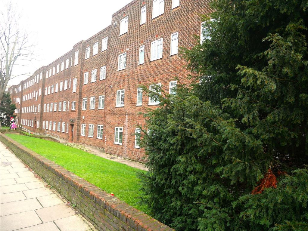 Property photo 1 of 8 P1040465.Jpg