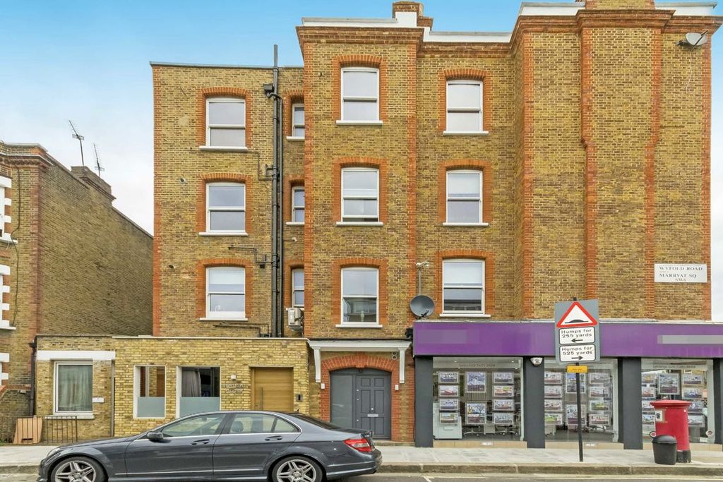 Property photo 1 of 4