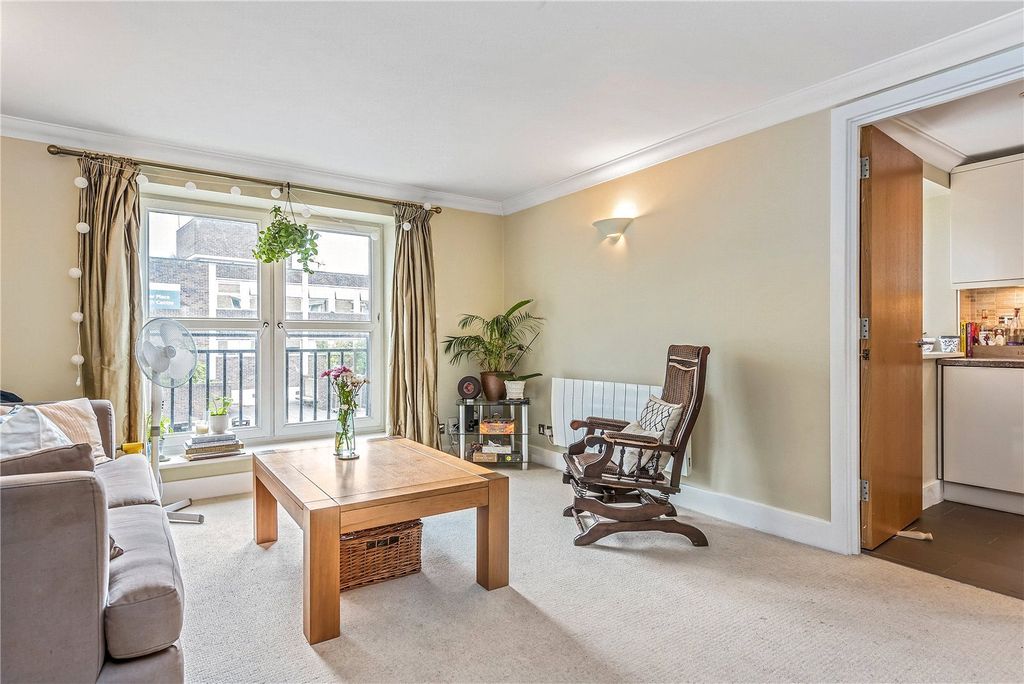 Property photo 1 of 10 Picture No. 17