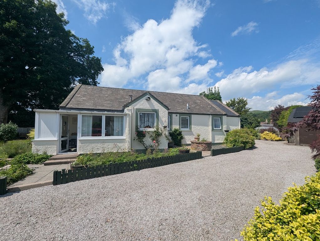 Property photo 1 of 37