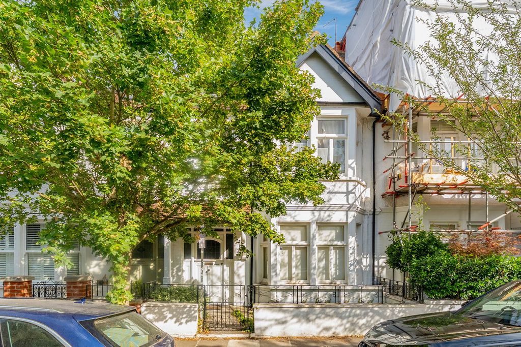Property photo 1 of 13