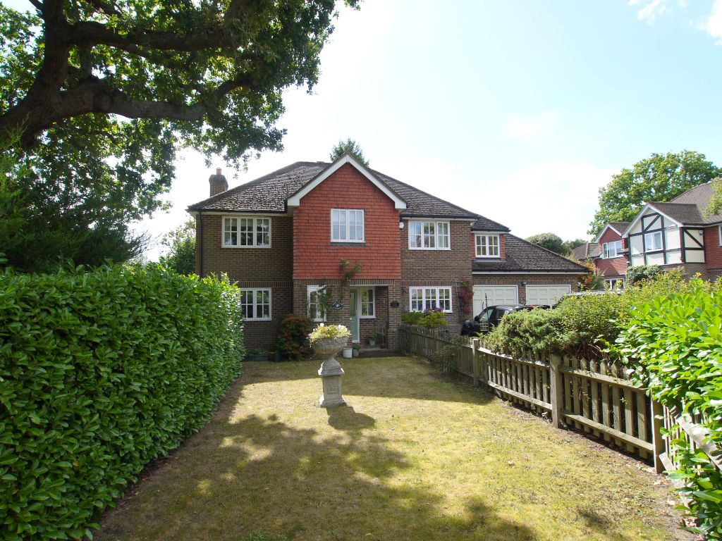 Property photo 1 of 16 Photograph 16