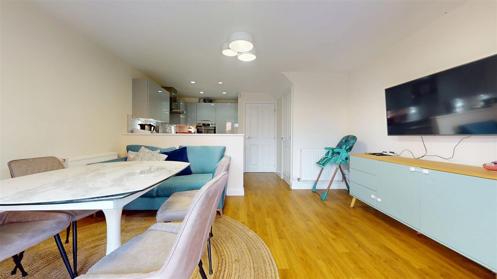 Property photo 2 of 19 01222026_081917.Jpg