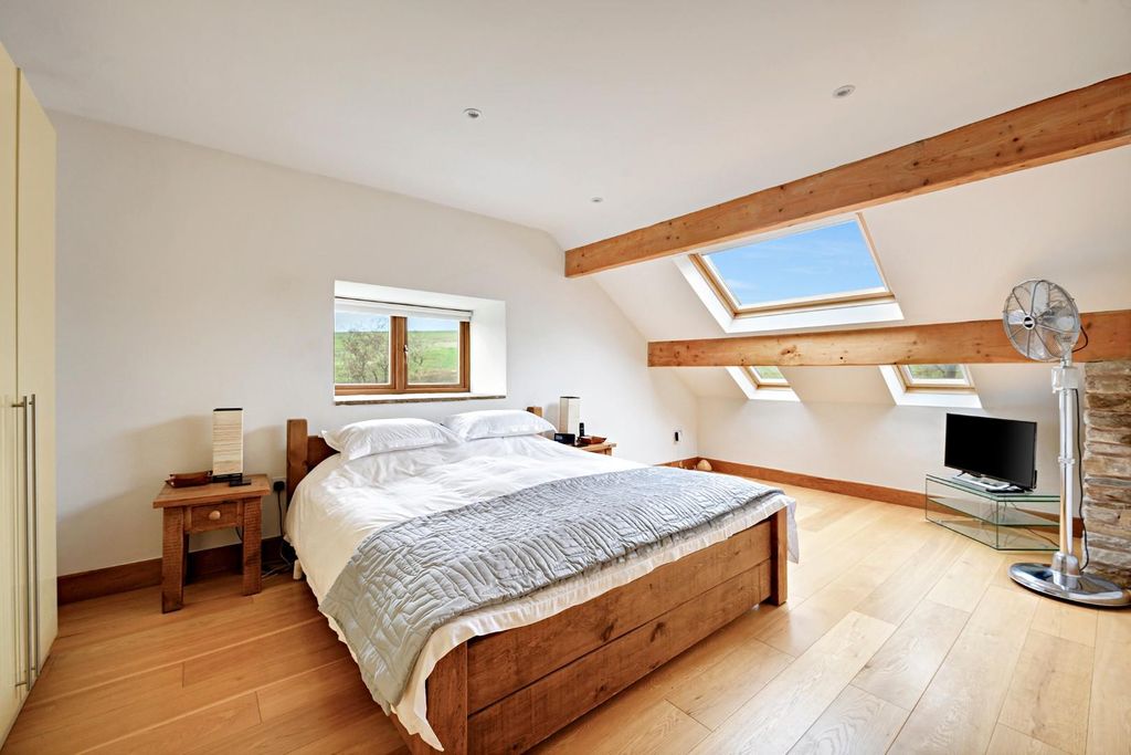 Additional image 31 of 4 bed detached house for saleHigher Whittlestone Head Farm, Whittlestone Head, Darwen BB3