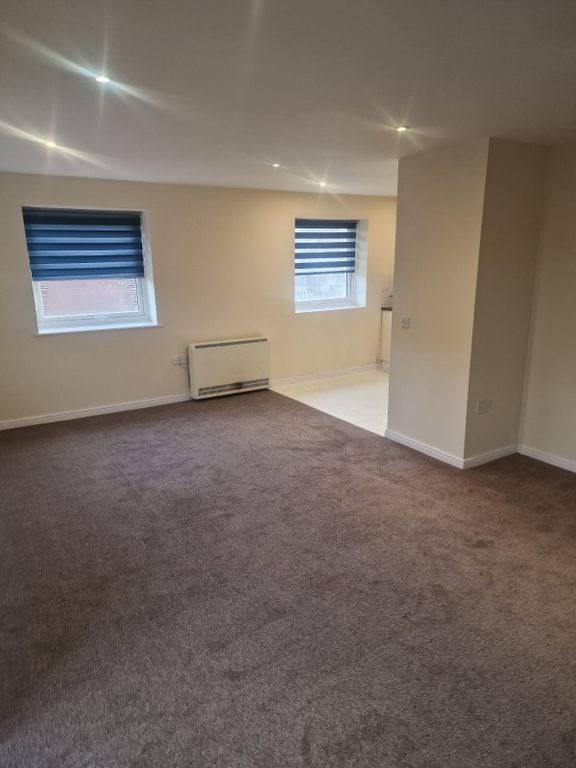 Property photo 1 of 13 4 Bed Flat To Rent Meachen Road, Colchester Co2 8Jd