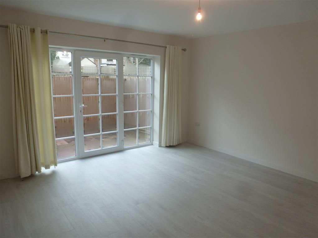 Property photo 2 of 9 Living Room