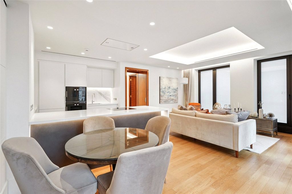 Property photo 3 of 15 Picture No. 33