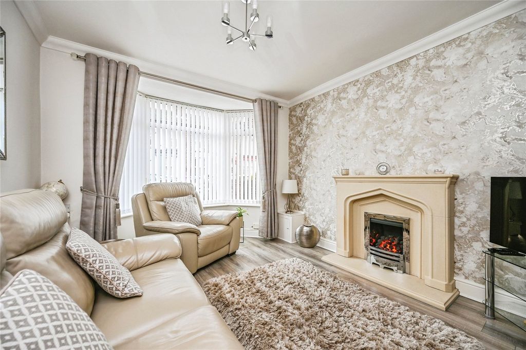 Property photo 3 of 18 Picture No. 34