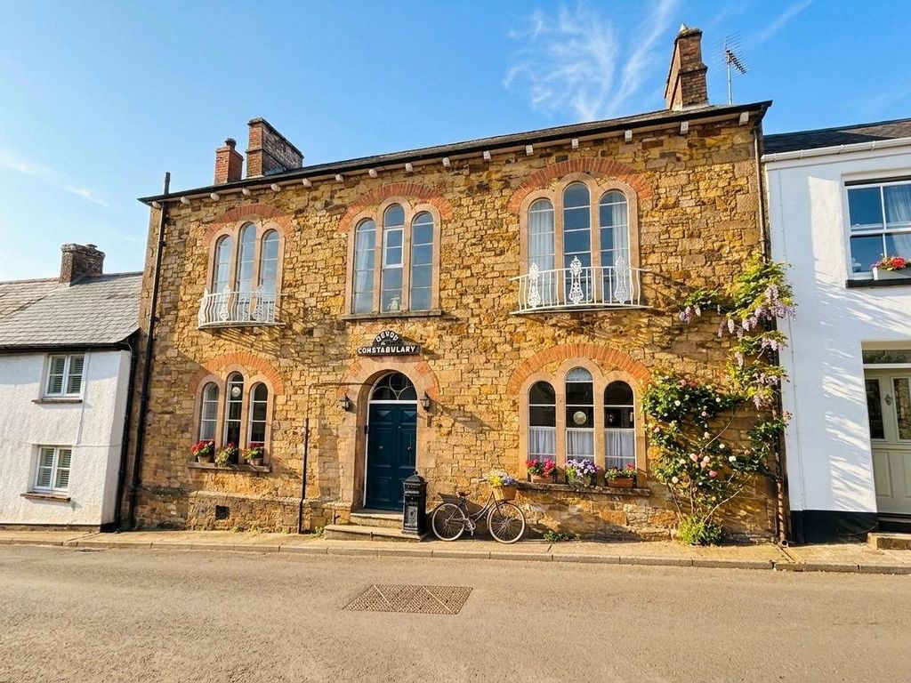 Property photo 1 of 39 Picture No. 47