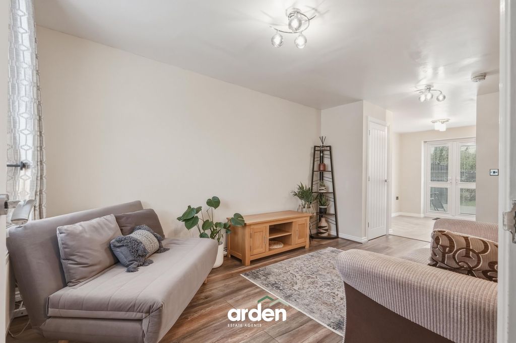 Property photo 3 of 9