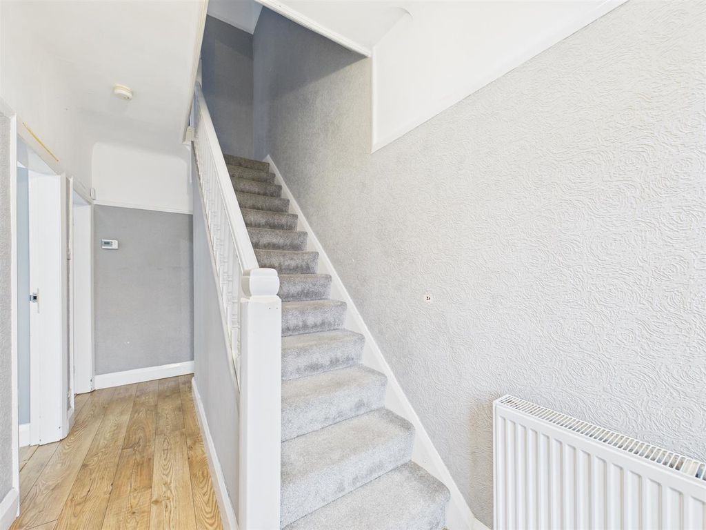 Property photo 2 of 30 Cam03604G0-Pr0210-Still001.Jpg