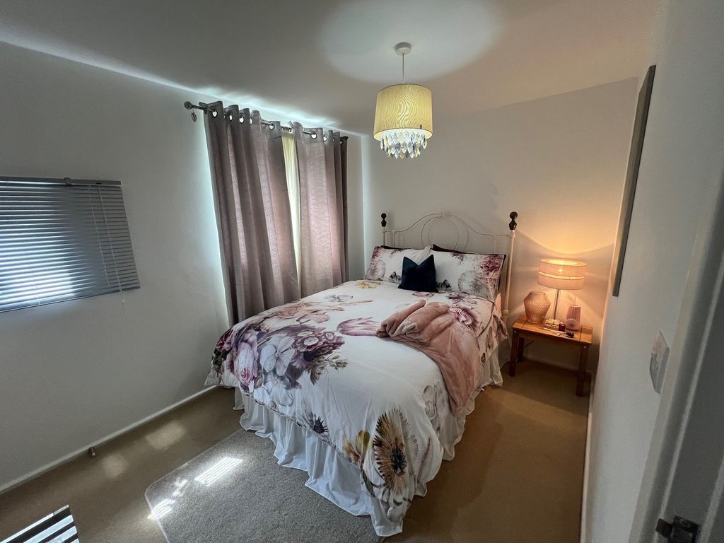 Property photo 3 of 8 Not Specified