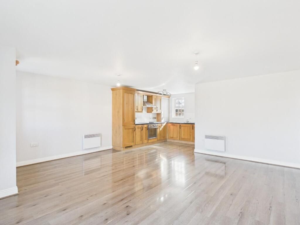 Property photo 2 of 13 Photo 1