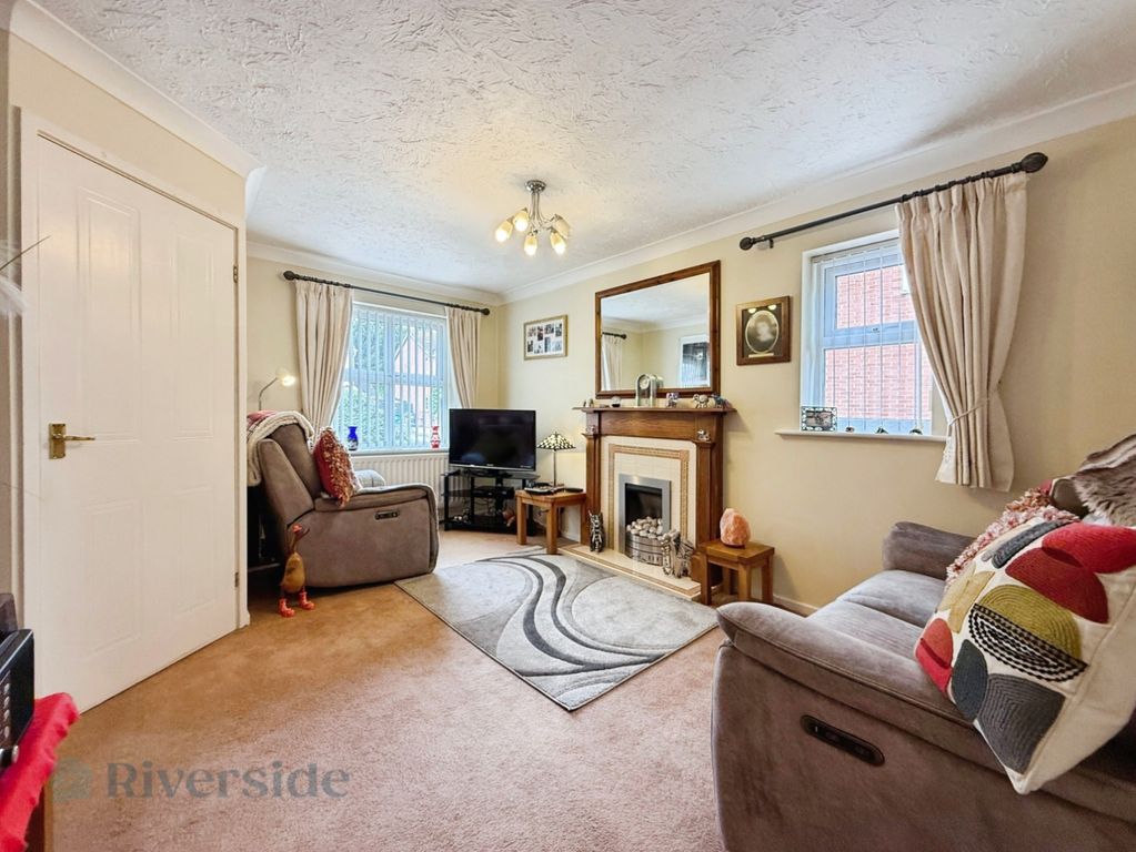 Property photo 2 of 19 Pbox-Img.Jpg