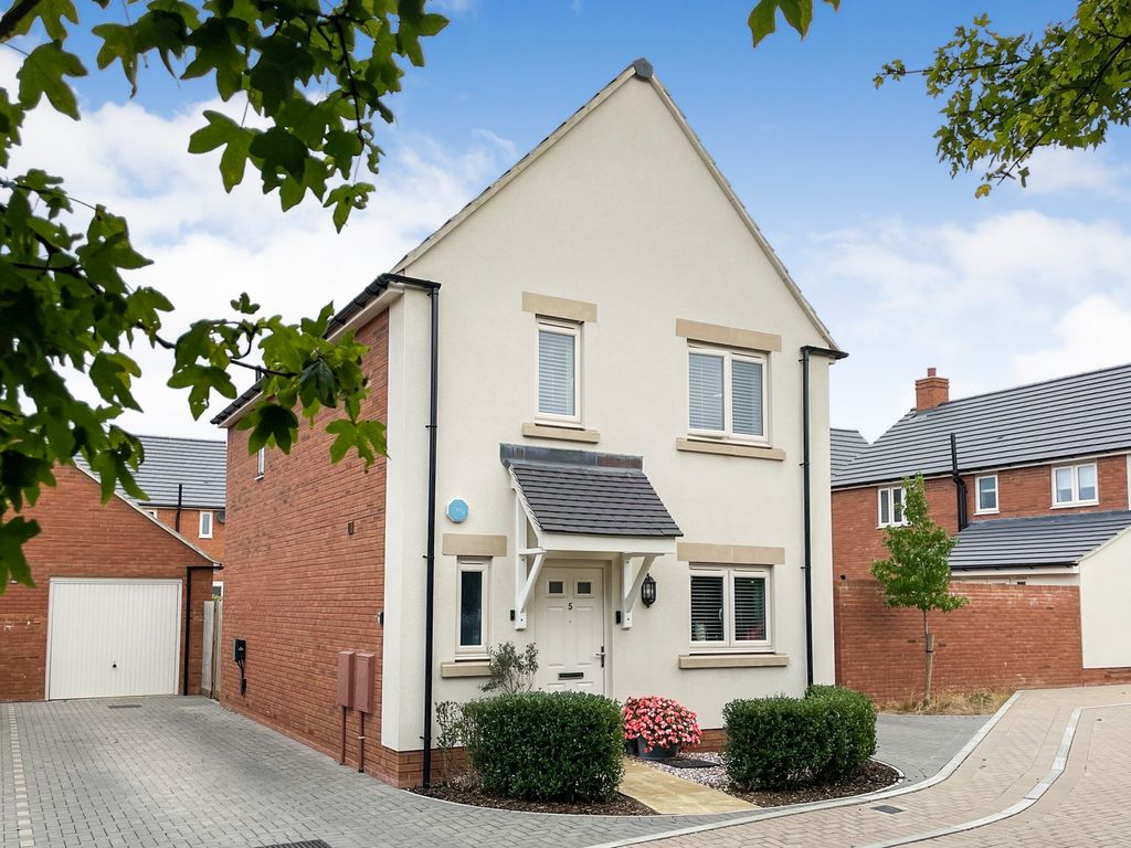 Property photo 1 of 17 21