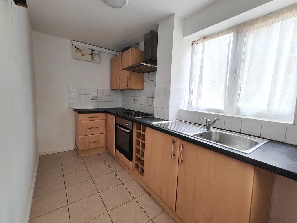 Property photo 1 of 8 108 Lettings