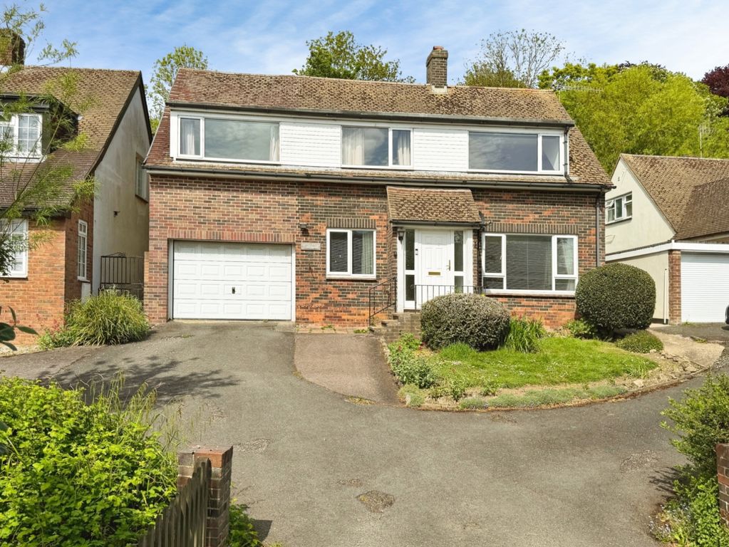 Property photo 1 of 17