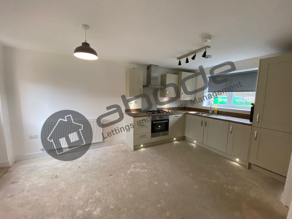 Property photo 3 of 22 Kitchen / Diner